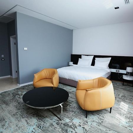 Valentino Rooms Fokszany Zewnętrze zdjęcie