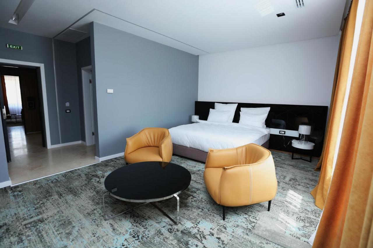 Valentino Rooms Fokszany Zewnętrze zdjęcie